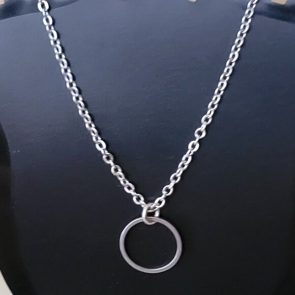 CIRCLE Stainless Steel Charm Chain Necklace 18" Minimalist 14mm round - Picture 5 of 16